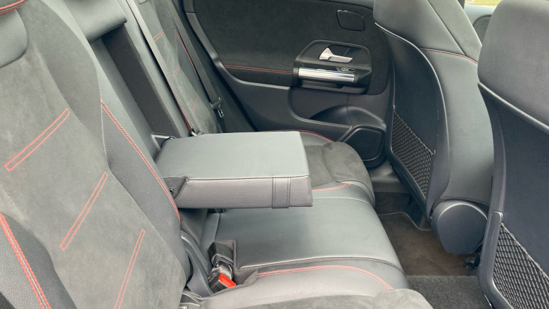 Mercedes-Benz B-Class B220d AMG Line Premium Plus 5dr Auto Diesel Hatchback